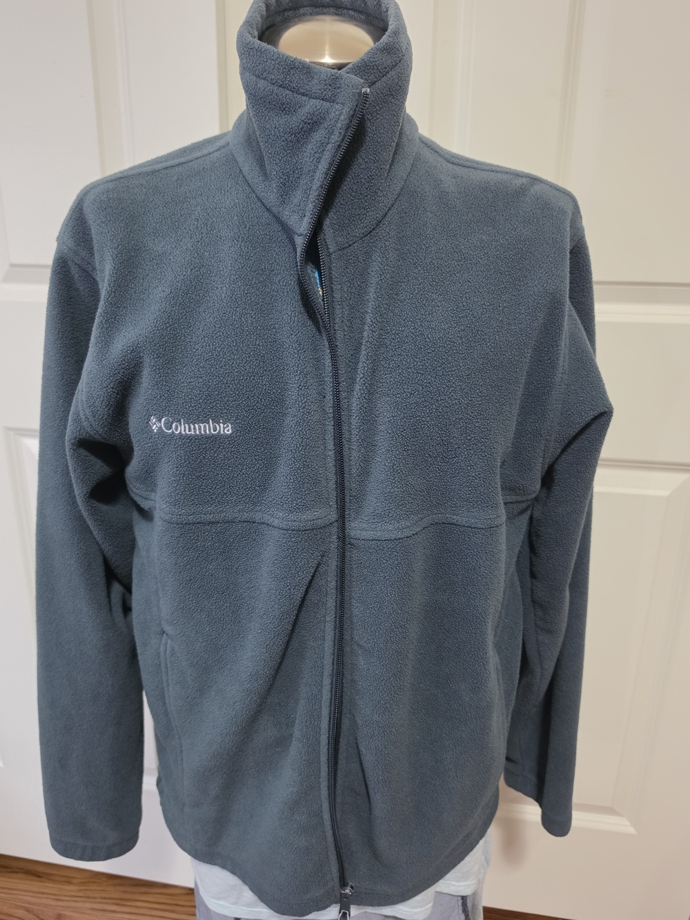 Pre Owned Columbia Men's Slate-Gray Full-Zip Fleece Jacket
